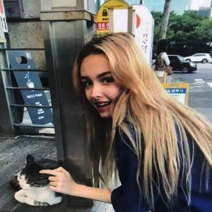 Meet your Posher, Albert